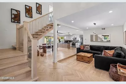 363 Larcom Street, Thousand Oaks, CA 91360 - Photo 7