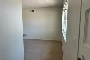 1669 Calle Zafiro, Newbury Park, CA 91320 - Photo 5