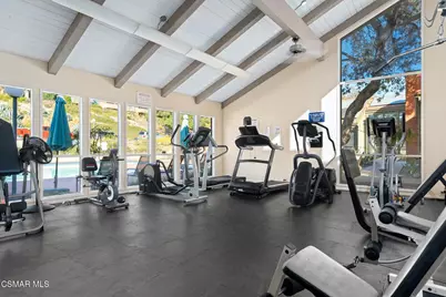 327 Chestnut Hill Court #11, Thousand Oaks, CA 91360 - Photo 13