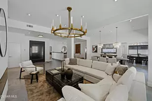 4400 Topanga Canyon Blvd, Woodland Hills, CA 91364 - Photo 11