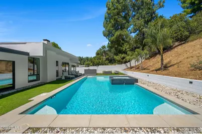 4400 Topanga Canyon Boulevard, Woodland Hills, CA 91364 - Photo 43
