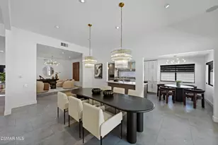 4400 Topanga Canyon Blvd, Woodland Hills, CA 91364 - Photo 17