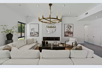 4400 Topanga Canyon Boulevard, Woodland Hills, CA 91364 - Photo 9