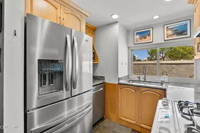 6408 Katherine Road #D, Simi Valley, CA 93063 - Photo 9