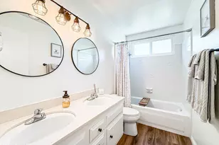 393 Larcom St, Thousand Oaks, CA 91360 - Photo 31