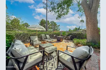 393 Larcom Street, Thousand Oaks, CA 91360 - Photo 41