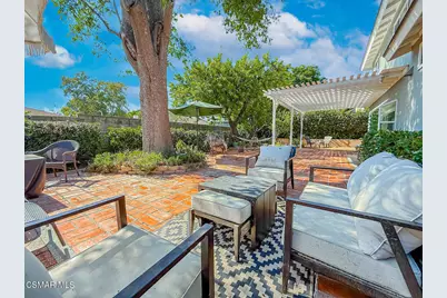 393 Larcom Street, Thousand Oaks, CA 91360 - Photo 43