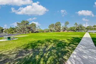 393 Larcom St, Thousand Oaks, CA 91360 - Photo 51