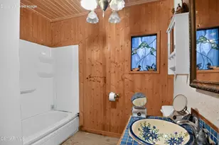 9208 Thompson Ave, Chatsworth, CA 91311 - Photo 3