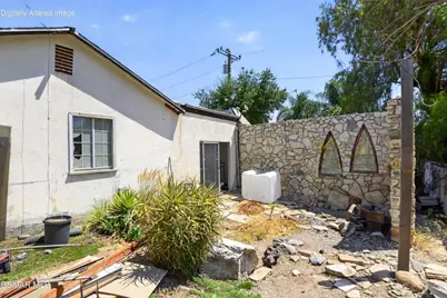 9208 Thompson Avenue, Chatsworth, CA 91311 - Photo 13