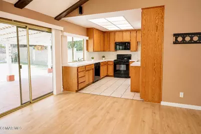 722 Harper Street, Simi Valley, CA 93065 - Photo 11