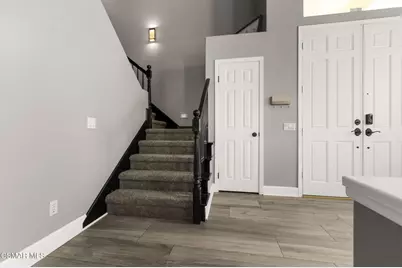 15621 Harte Lane, Moorpark, CA 93021 - Photo 33