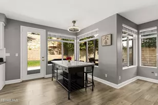 15621 Harte Ln, Moorpark, CA 93021 - Photo 23