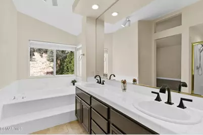 15621 Harte Lane, Moorpark, CA 93021 - Photo 45