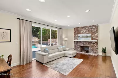 18935 Granada Circle, Porter Ranch, CA 91326 - Photo 11