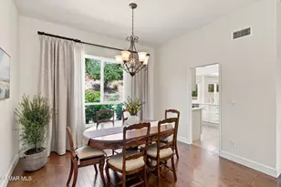 18935 Granada Cir, Porter Ranch, CA 91326 - Photo 5