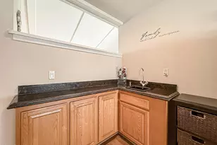 3243 Emerald Ave, Simi Valley, CA 93063 - Photo 15