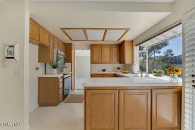 1609 E Brentford Avenue, Westlake Village, CA 91361 - Photo 15