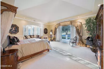 240 W Stafford Road, Thousand Oaks, CA 91361 - Photo 27