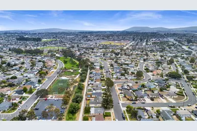 981 Evergreen Lane, Port Hueneme, CA 93041 - Photo 35