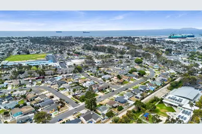 981 Evergreen Lane, Port Hueneme, CA 93041 - Photo 31