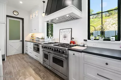2431 Sapra Street, Thousand Oaks, CA 91362 - Photo 5