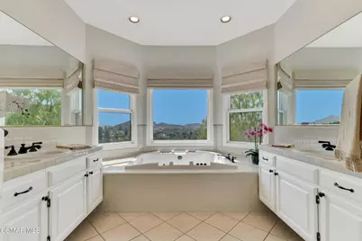 1752 Misty Creek Road, Westlake Village, CA 91362 - Photo 63
