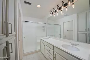 2040 Freesia Ave, Simi Valley, CA 93063 - Photo 23