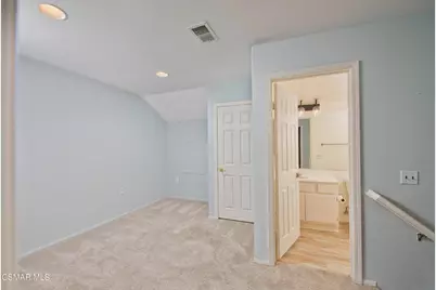 2040 Freesia Avenue, Simi Valley, CA 93063 - Photo 25
