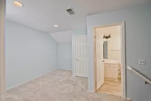 2040 Freesia Ave, Simi Valley, CA 93063 - Photo 25
