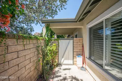 2040 Freesia Avenue, Simi Valley, CA 93063 - Photo 33