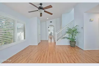 2040 Freesia Avenue, Simi Valley, CA 93063 - Photo 5