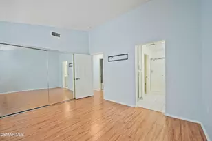 2040 Freesia Ave, Simi Valley, CA 93063 - Photo 11