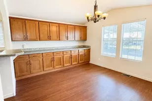 104 Begonia Pl, Ventura, CA 93004 - Photo 9
