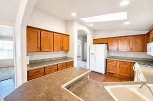 104 Begonia Pl, Ventura, CA 93004 - Photo 11