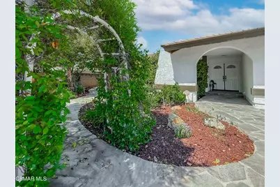 360 N Greenmeadow Avenue, Newbury Park, CA 91320 - Photo 5