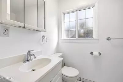 1484 N Rose Street, Burbank, CA 91505 - Photo 51
