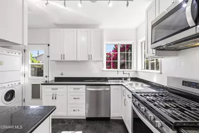 1484 N Rose Street, Burbank, CA 91505 - Photo 33