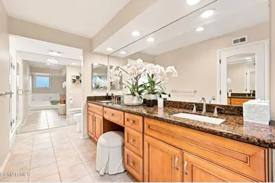 1616 Valecroft Avenue, Westlake Village, CA 91361 - Photo 27
