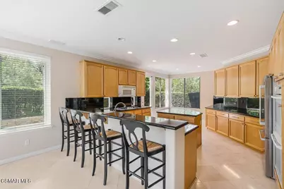2609 Capella Way, Thousand Oaks, CA 91362 - Photo 11