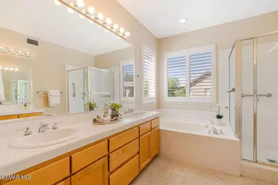 2609 Capella Way, Thousand Oaks, CA 91362 - Photo 21