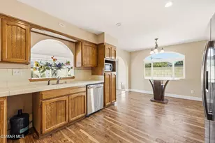 6271 Marsha Ave, Simi Valley, CA 93063 - Photo 3
