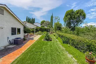 29249 Hillrise Dr, Agoura Hills, CA 91301 - Photo 41