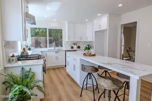 8018 Winnetka Ave, Winnetka, CA 91306 - Photo 13