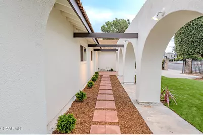 8018 Winnetka Avenue, Winnetka, CA 91306 - Photo 3