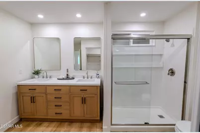 8018 Winnetka Avenue, Winnetka, CA 91306 - Photo 21