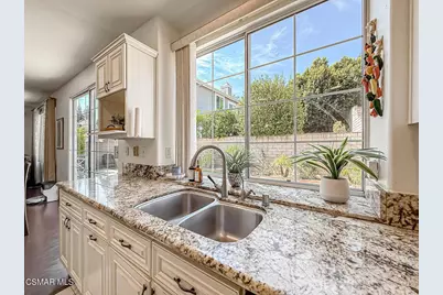 2710 Titania Place, Simi Valley, CA 93063 - Photo 17