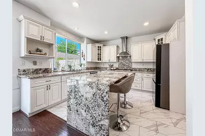 2710 Titania Place, Simi Valley, CA 93063 - Photo 13
