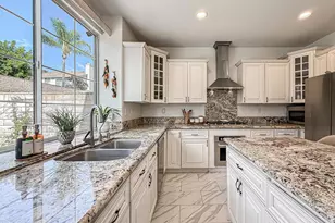 2710 Titania Pl, Simi Valley, CA 93063 - Photo 15