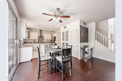 2710 Titania Place, Simi Valley, CA 93063 - Photo 11